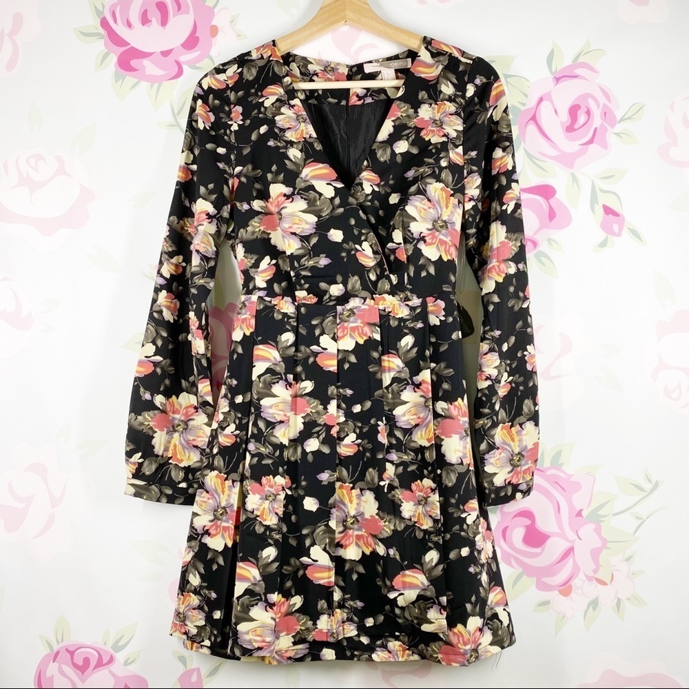 NEW Forever 21 Floral Pleated Dress S